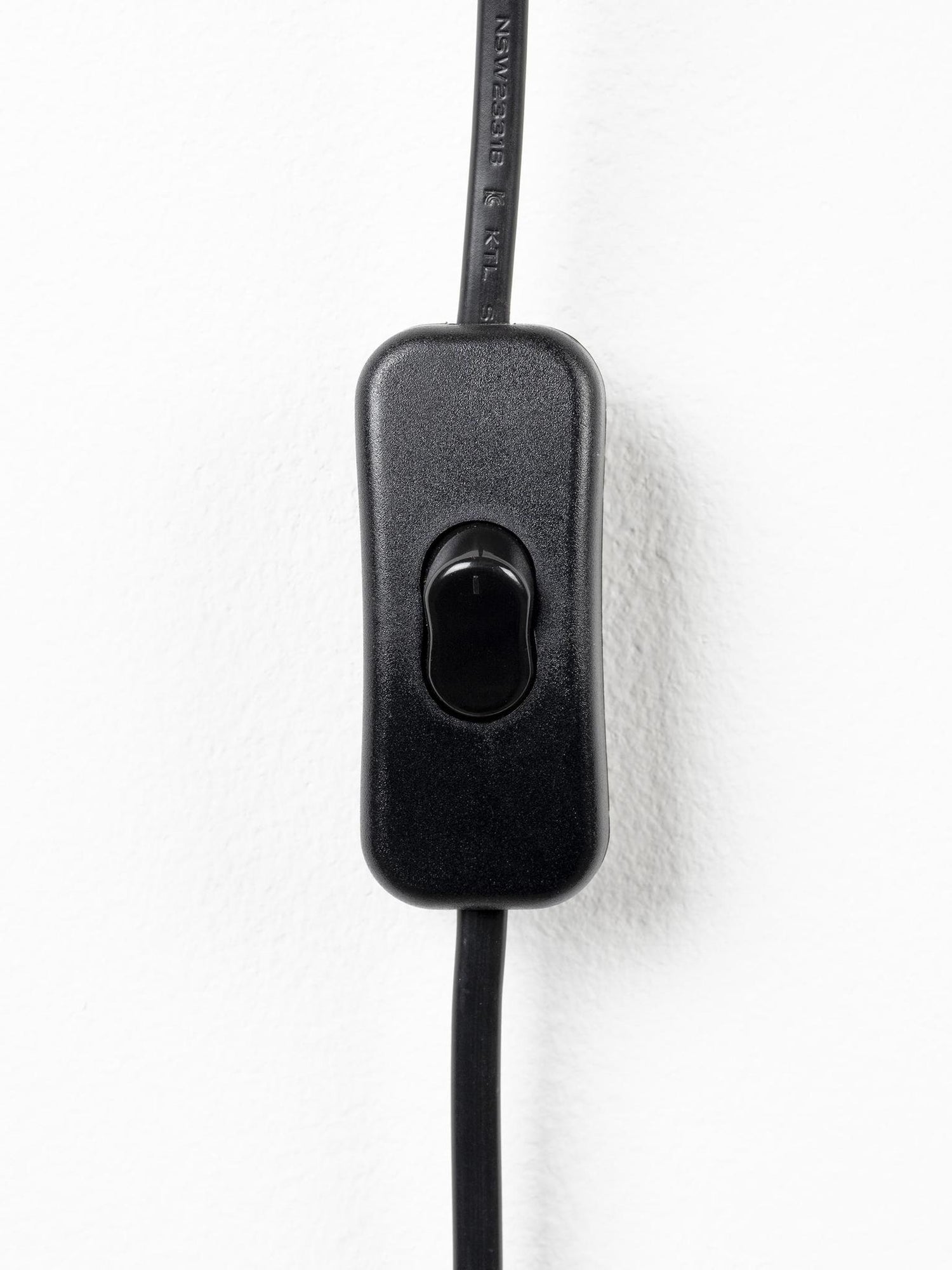 Alen Wall Lamp