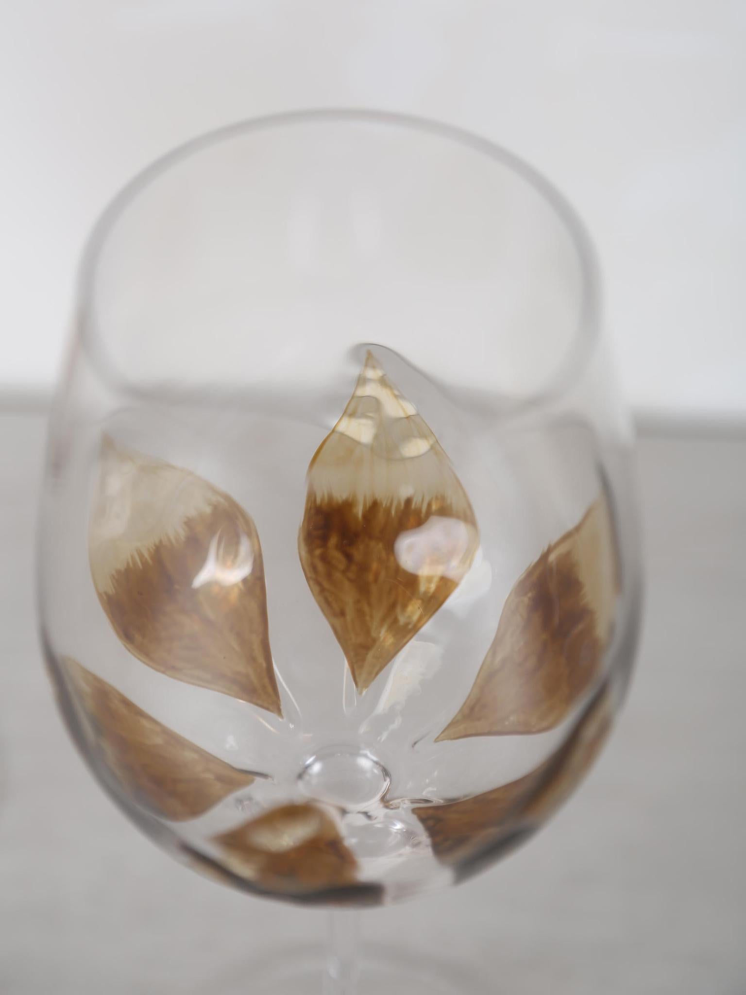 Lilia Petal White Wine Glass