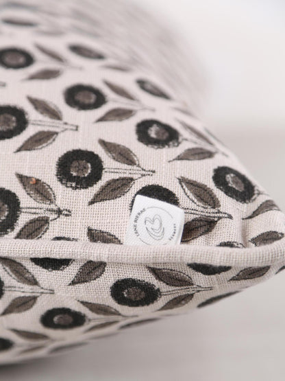 Efilia Patterned cushion Off White &amp; Sage Hues