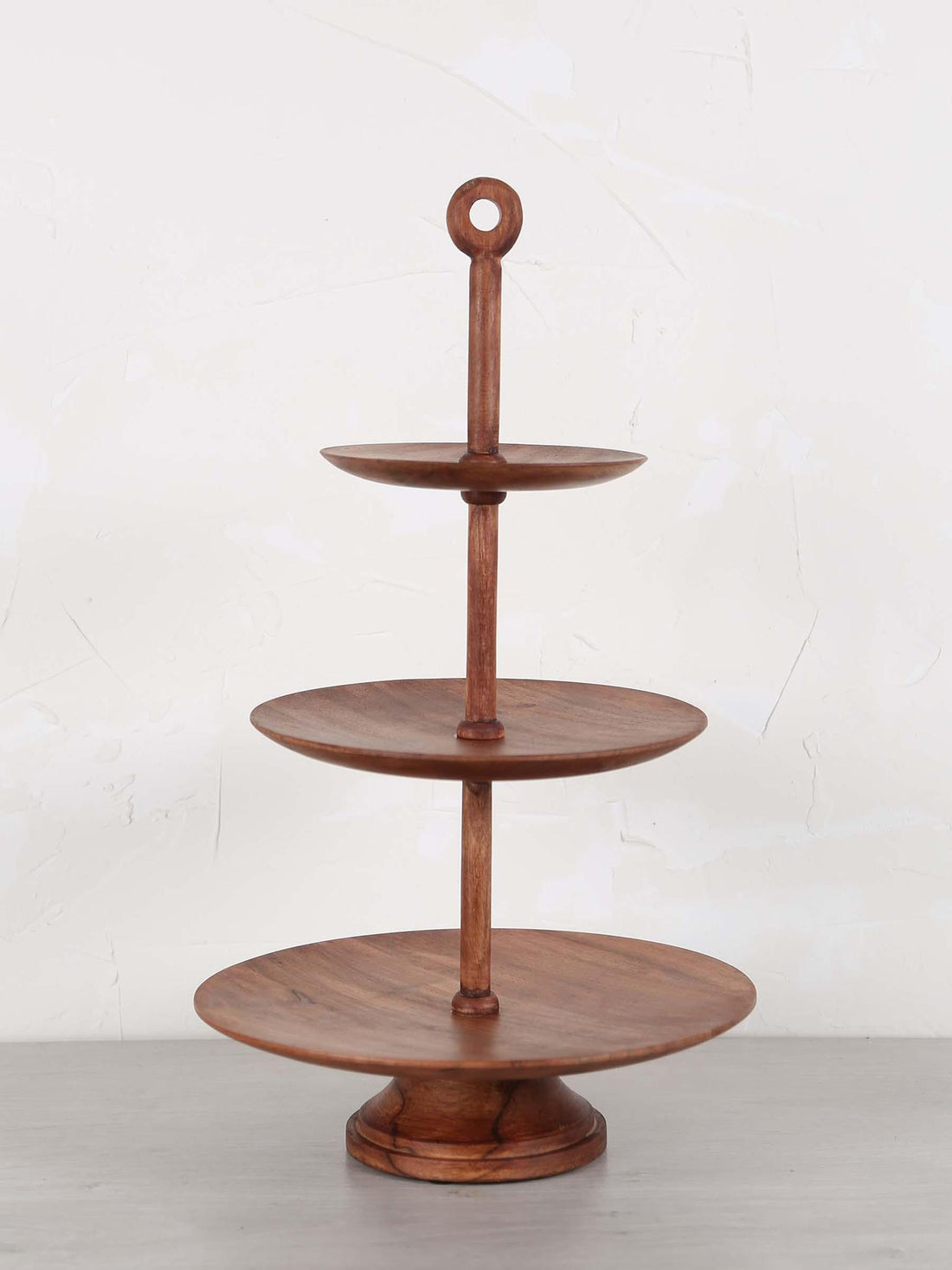 Merle Wooden cake Stand