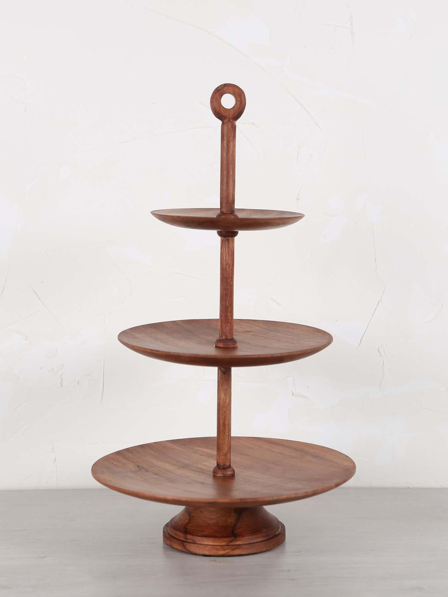 Merle Wooden cake Stand