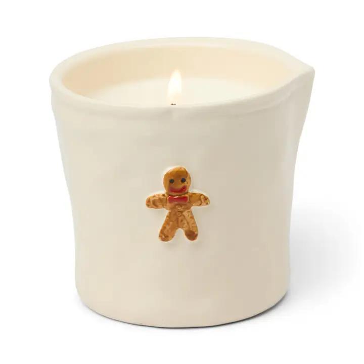 Bistro 8oz/226g Gingerbread Embossed Ceramic Candle - Gingerbread