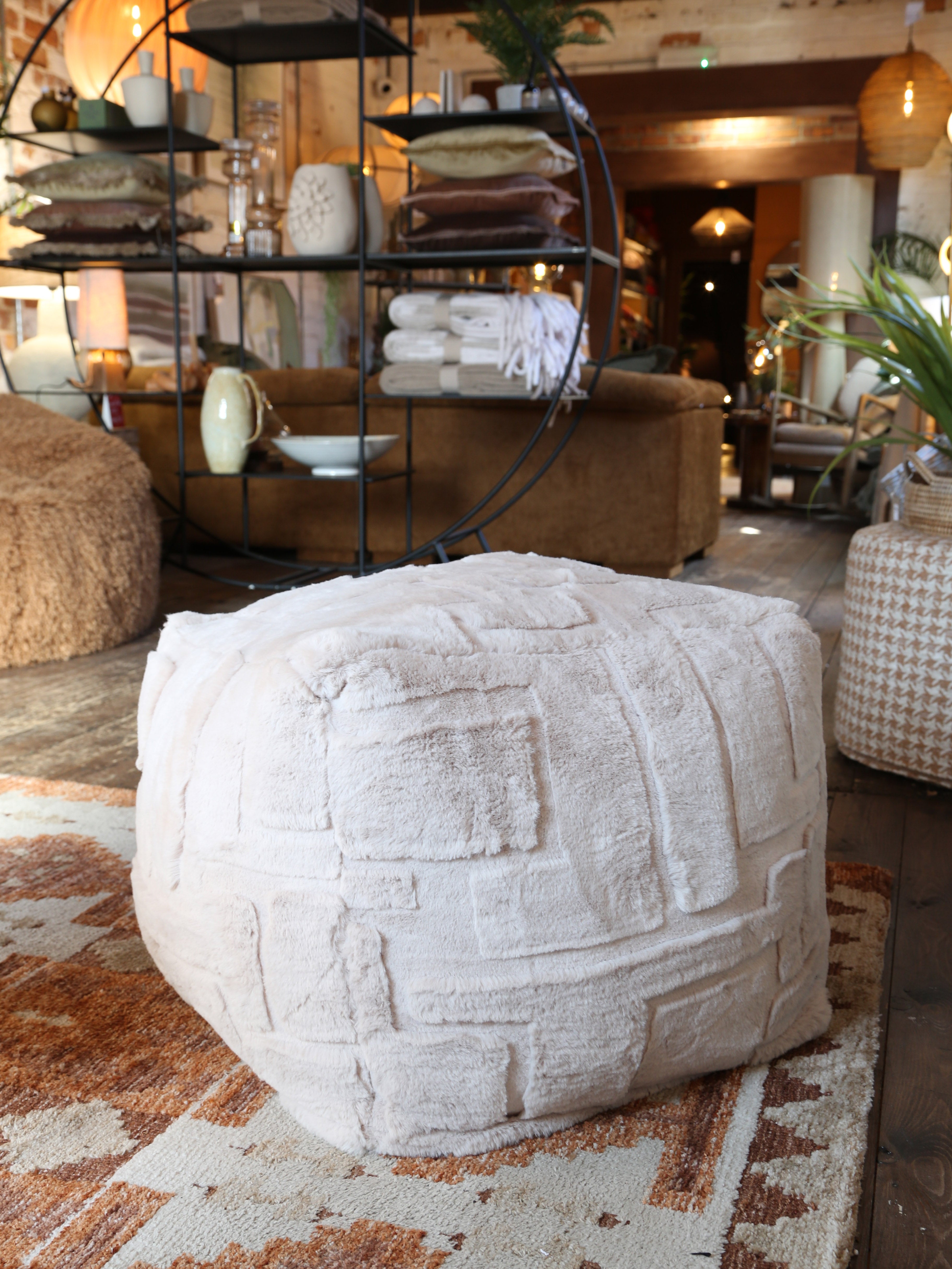 Tovi Geometric Textured Bean Cube - Natural