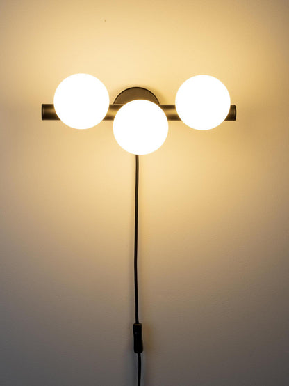 Monica Wall Lamp