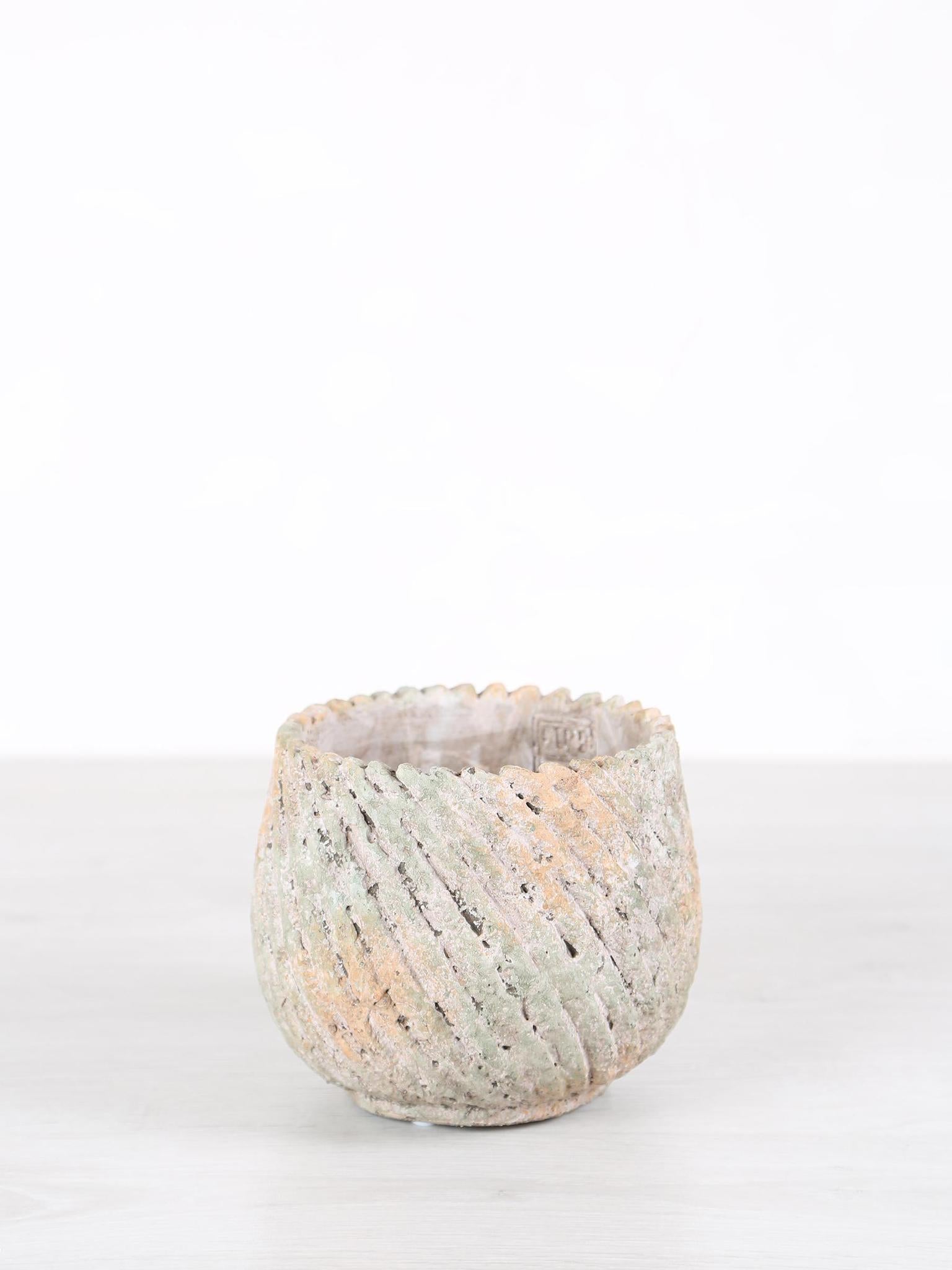 Muskaan Grey Round Cement Pot - Ribbed