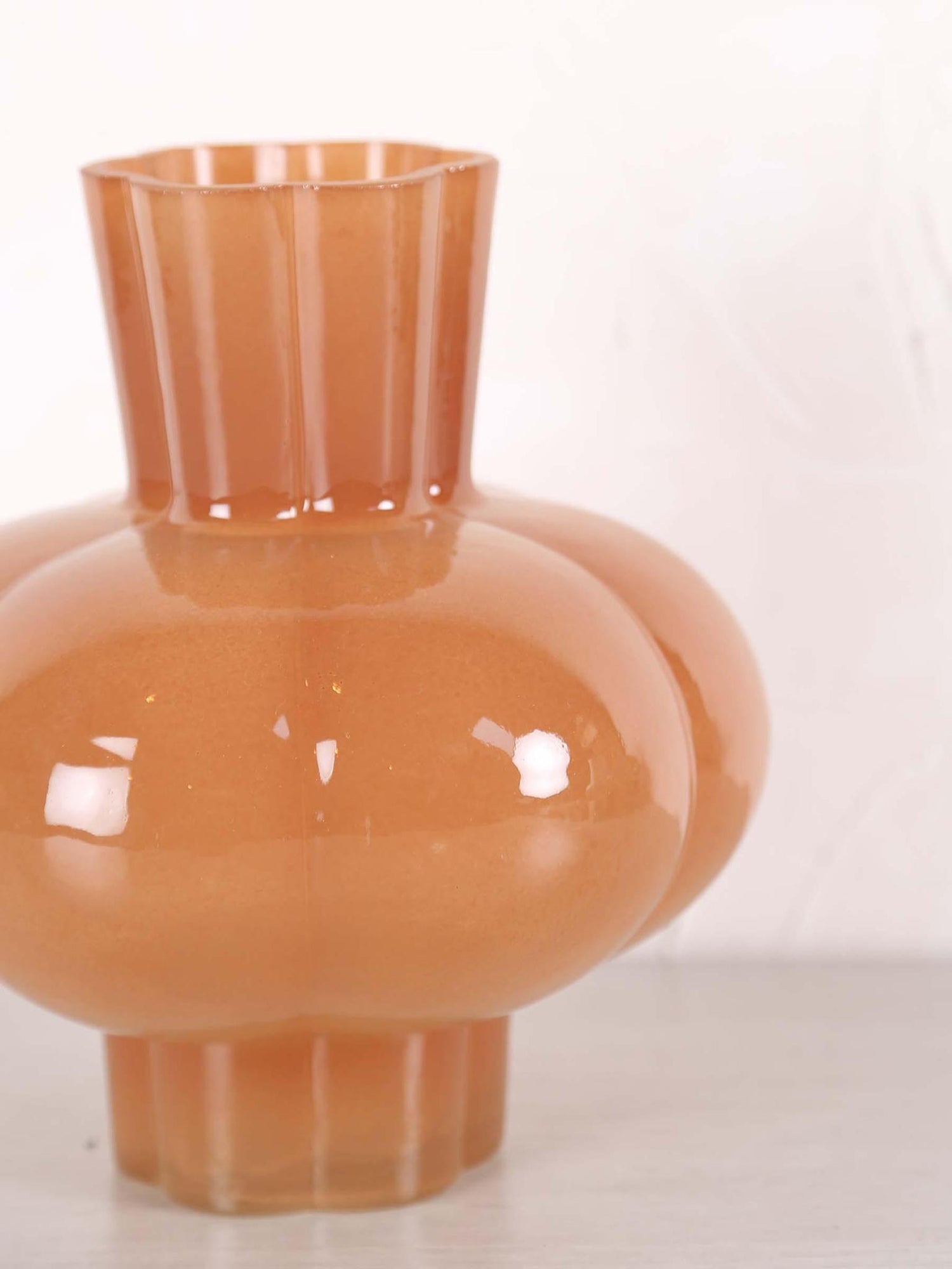 Kortosi Brown Glass Vase