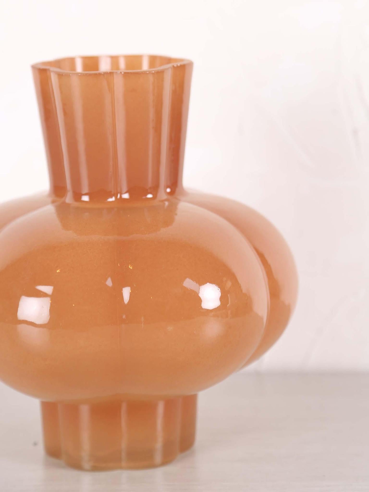 Kortosi Brown Glass Vase