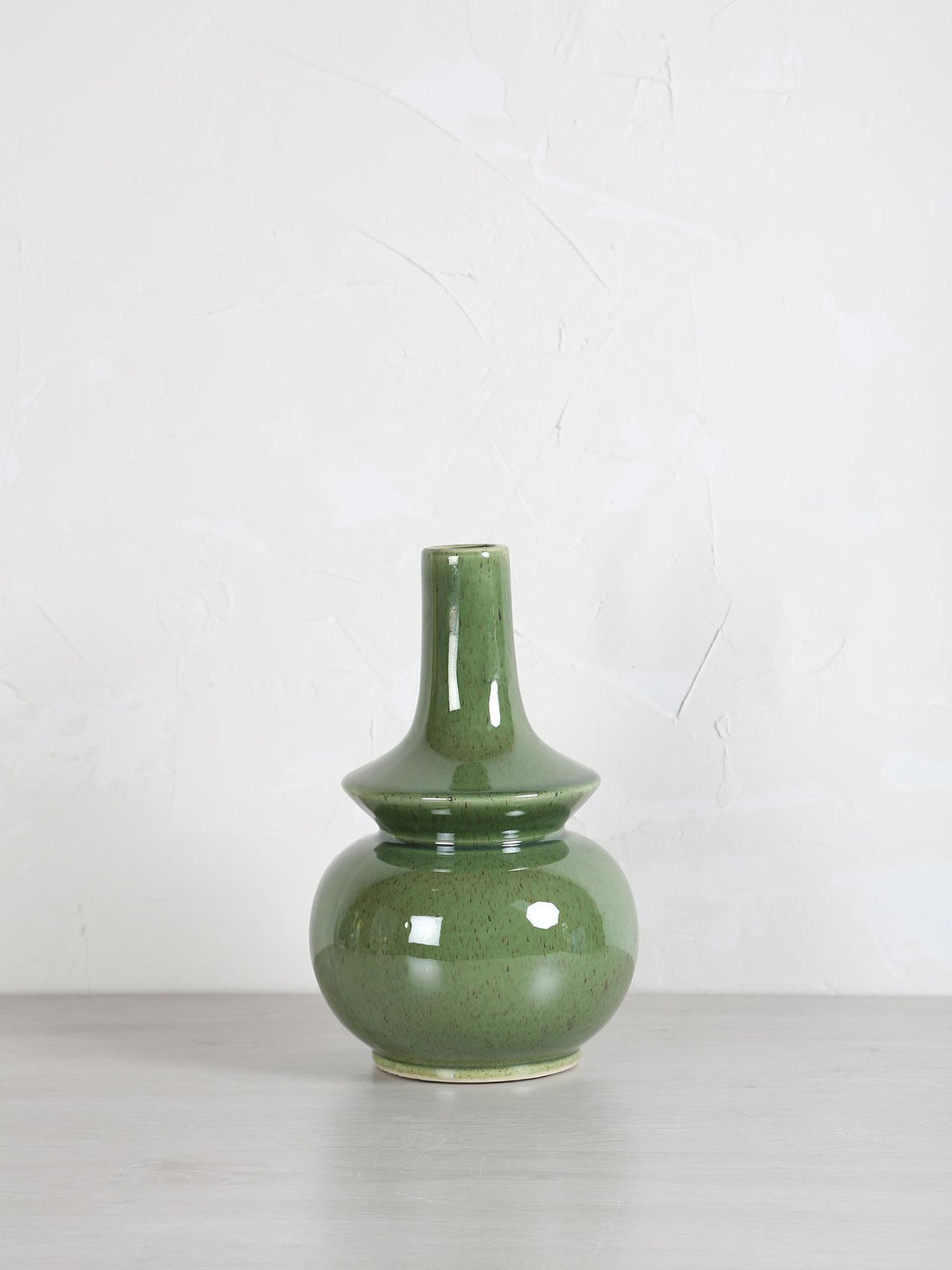 Cyra Dark Green Ceramic Bulb Vase