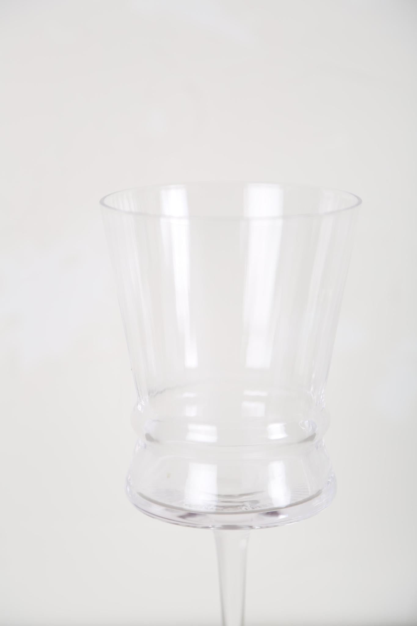Fluted Wine Glass - Clear