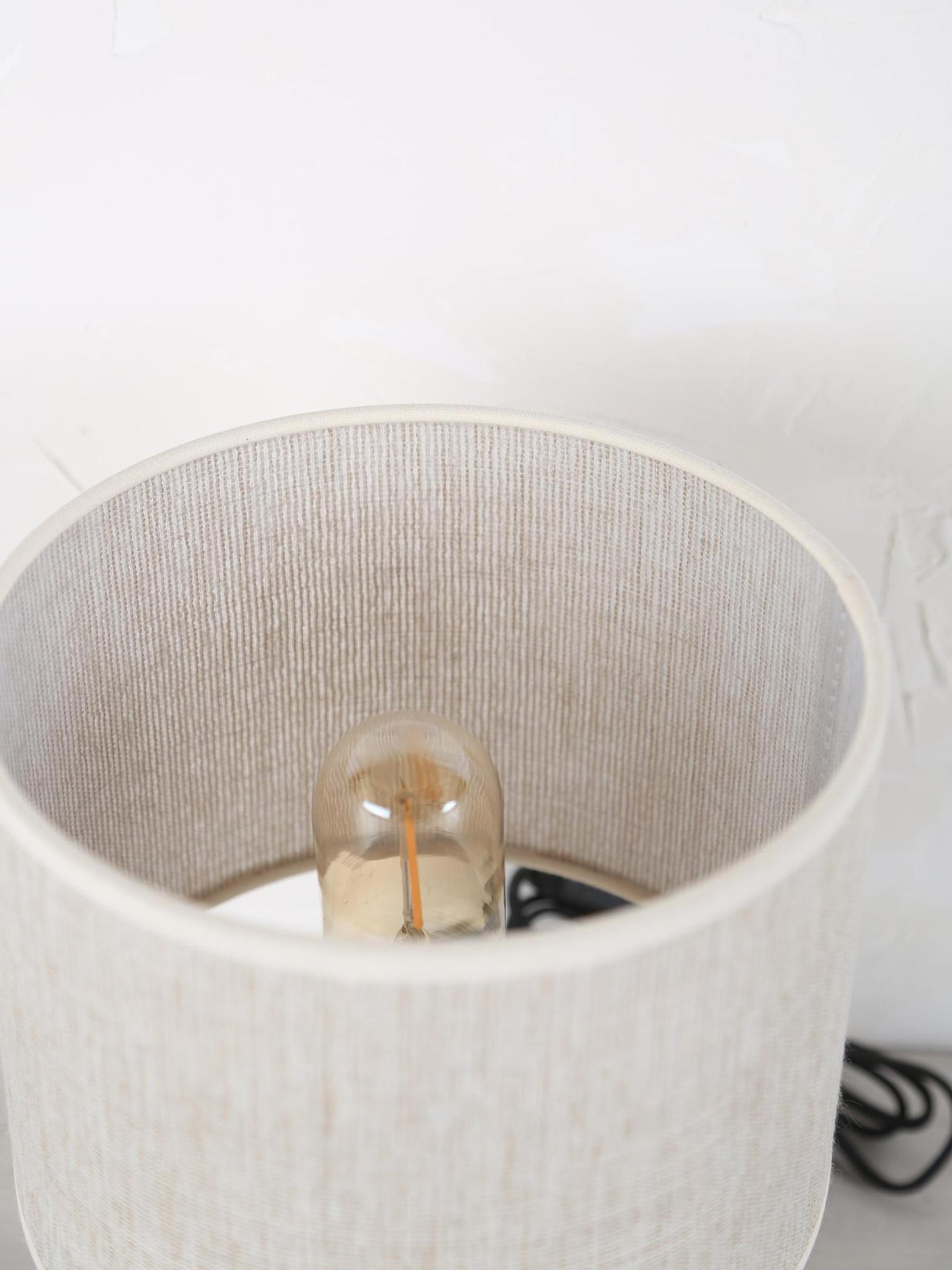 KARDAN Wooden natural Lamp - Wooden Base - Linen Shade