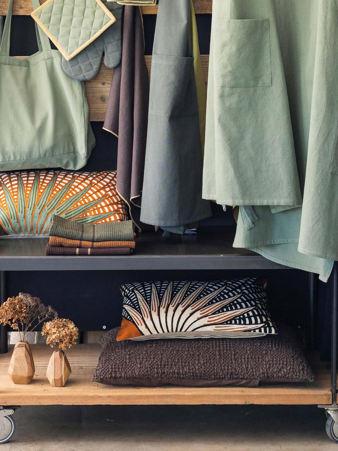 Tana Honeycomb Cushion - Café