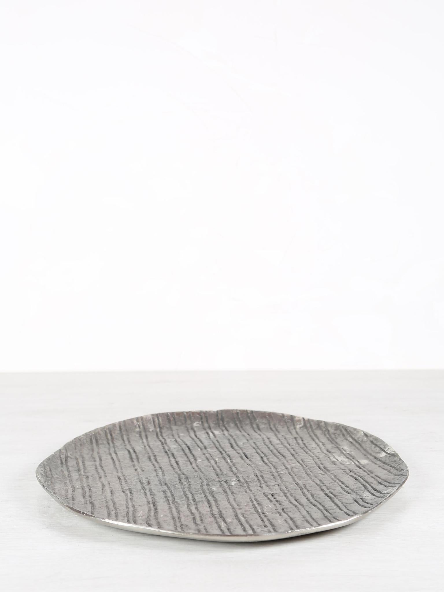 Grail Silver Striped Round Plate - 2 Sizes Available