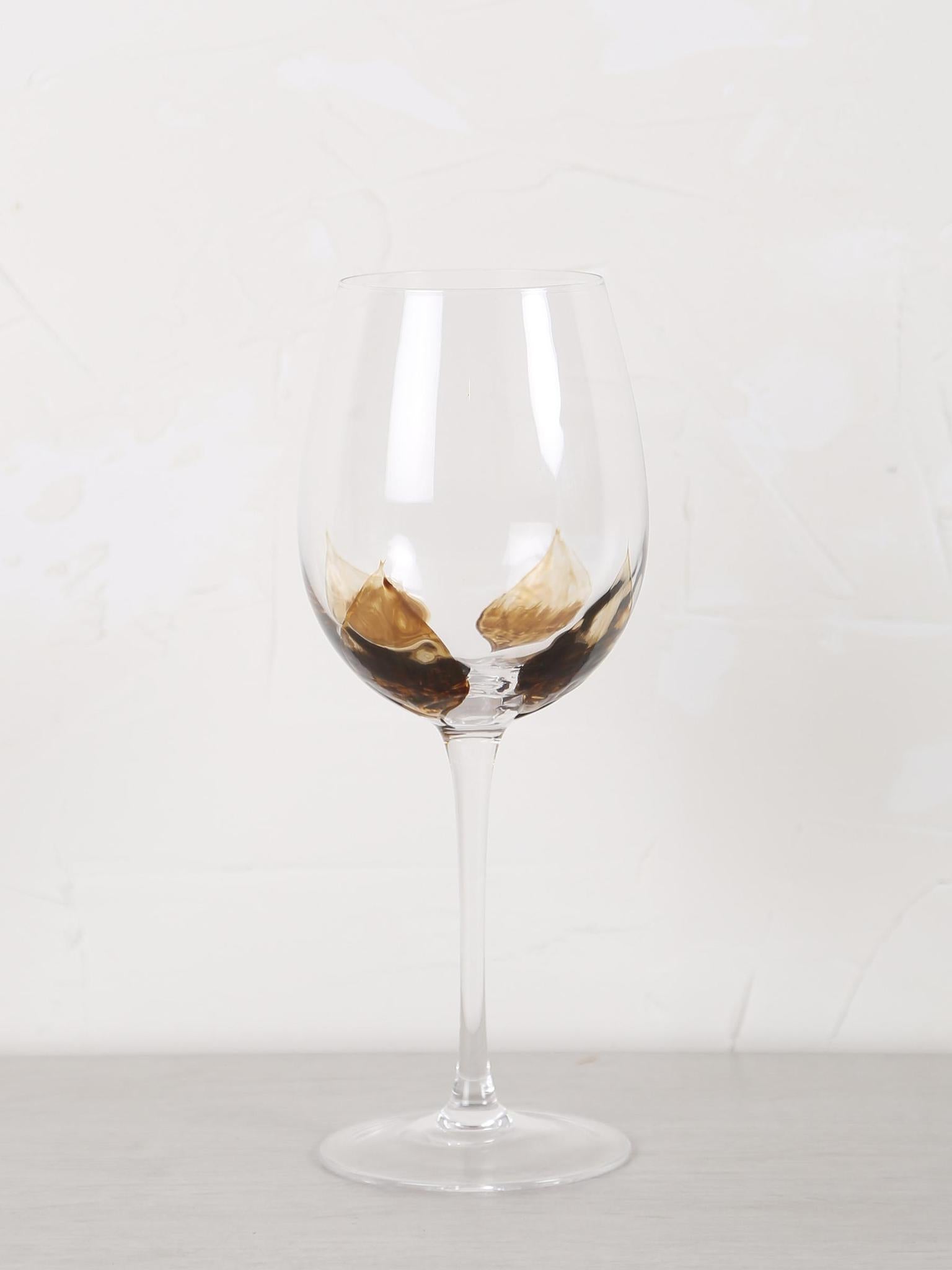 Lilia Petal Red Wine Glass