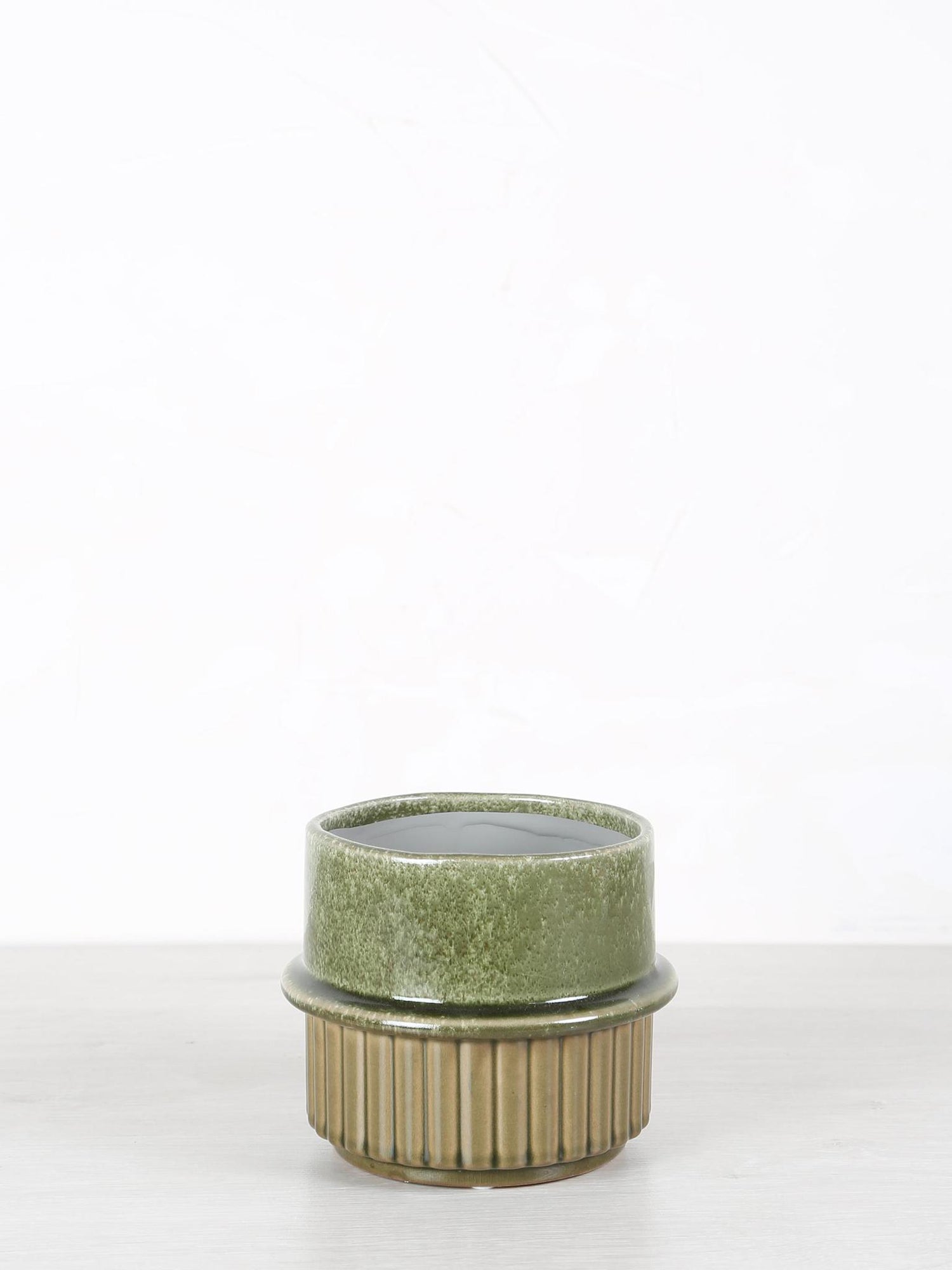 Shaunny Ceramic Round Pot - Green - 2 Sizes available