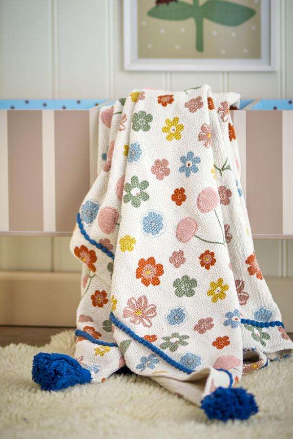 Cherry Throw - Floral Printed - Recycled Cotton - Pastel Tones