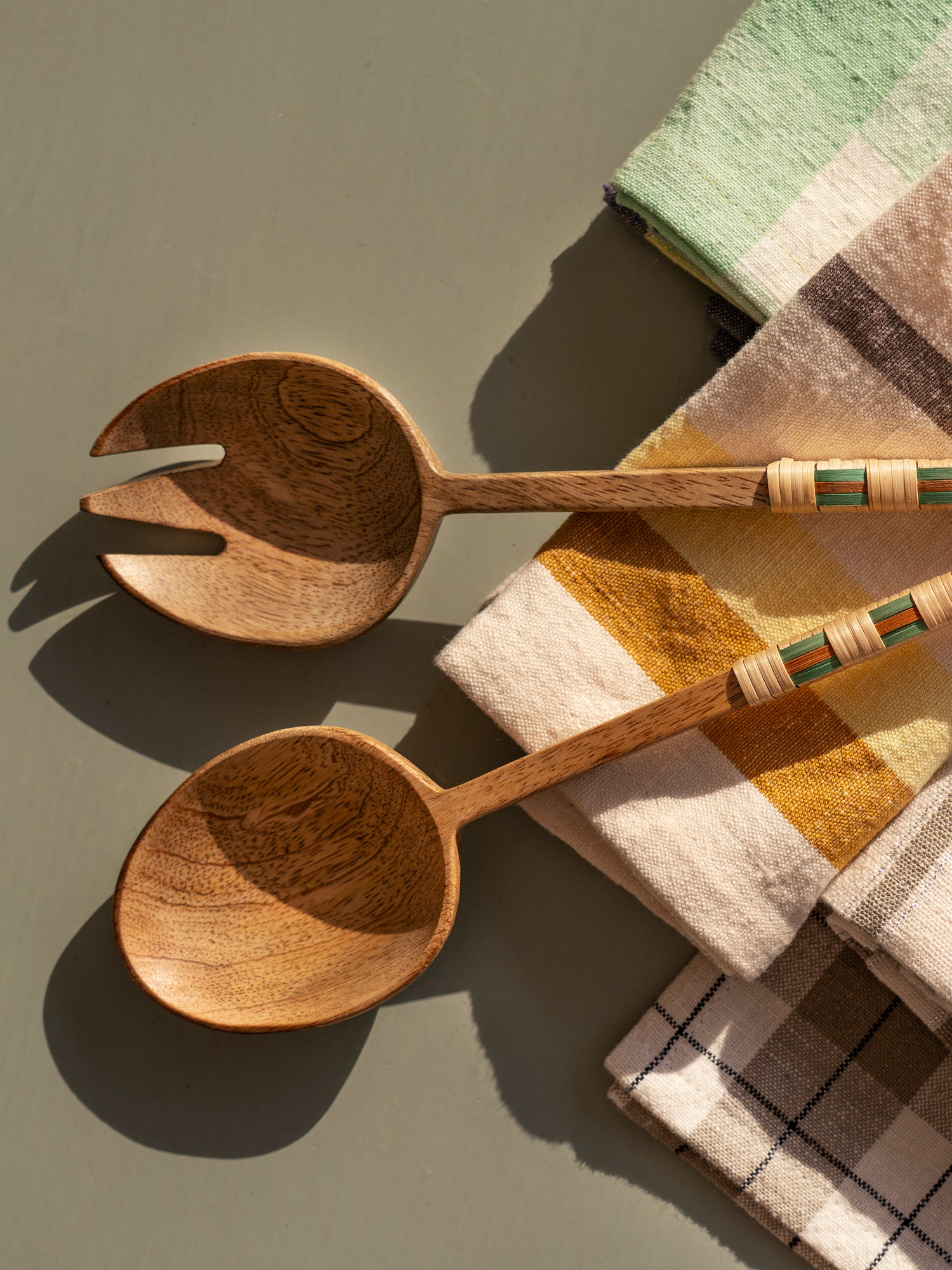 Wooden Salad Serving set - Artisan Bamboo Accents