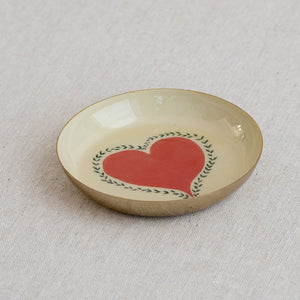 Roomytown Round Enamel Tray with a red heart design and green leaf border on a cream background.