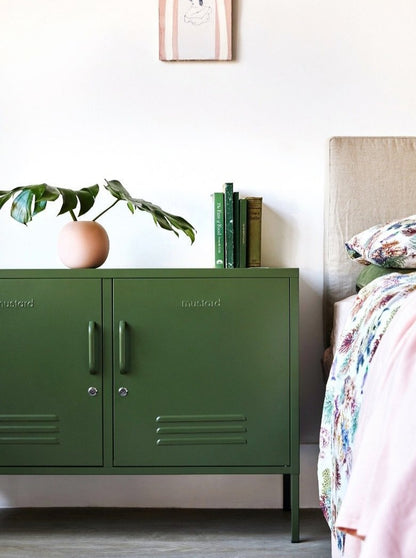 The Lowdown in Olive