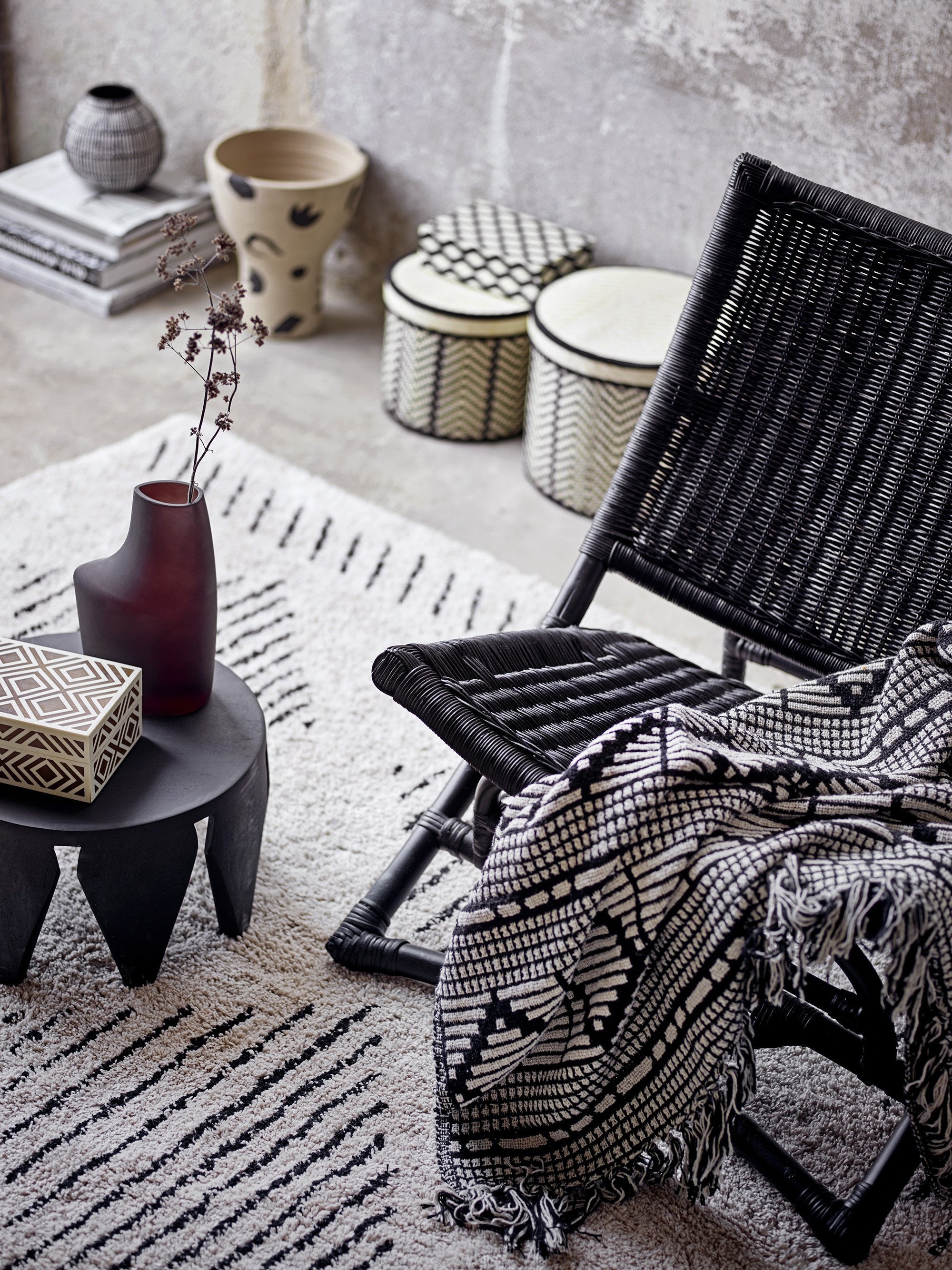 Gutte Black Printed Recycled Cotton Throw