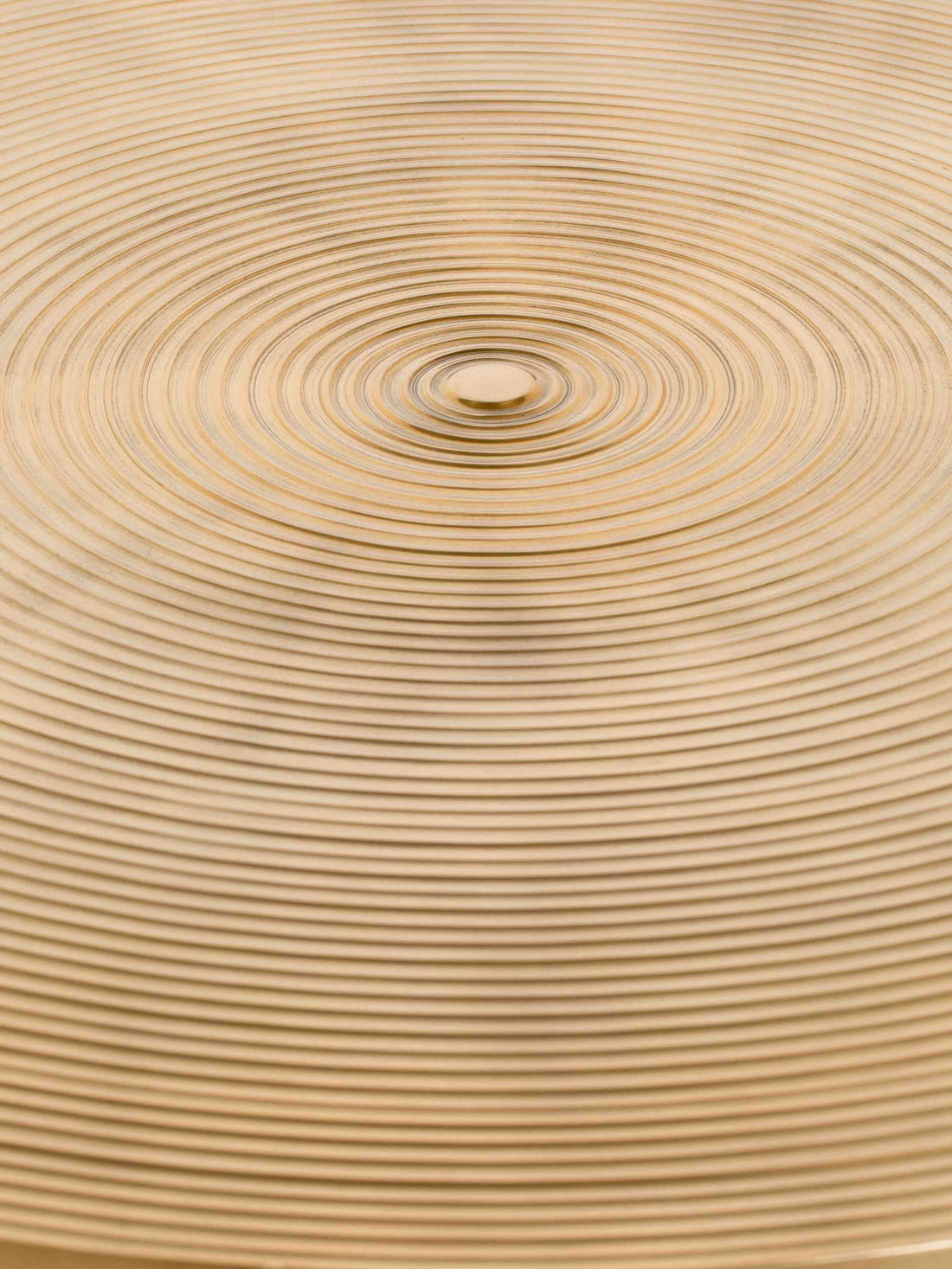 Hypnotising Round Dining Table - Brass