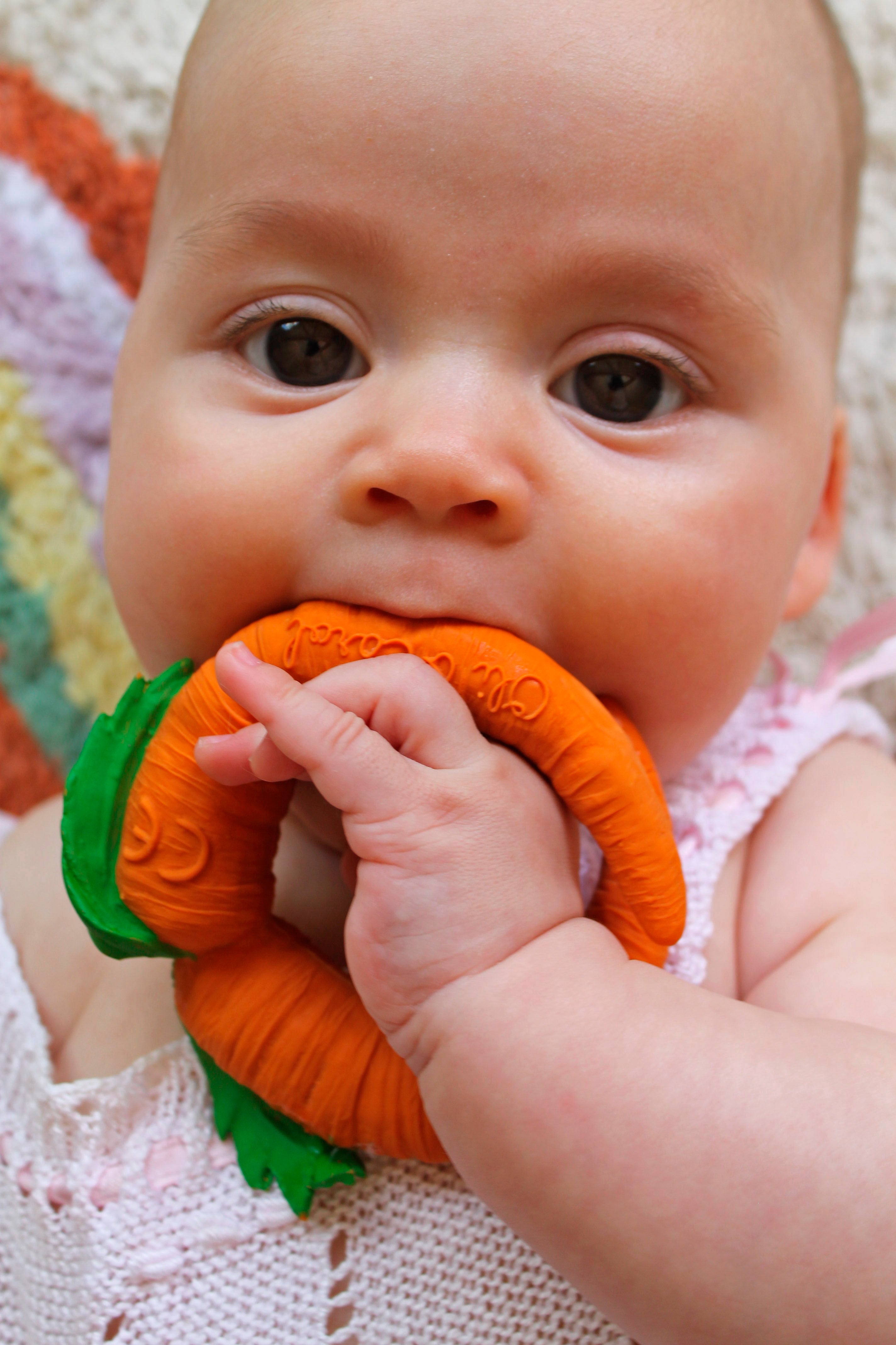 Cathy the Carrot Natural Rubber Teething Bracelet &amp; Bath Toy