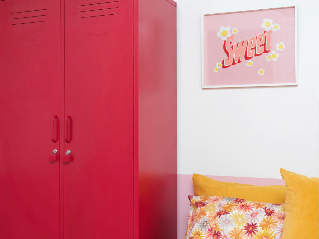 The Twinny Mustard Made Locker in Poppy