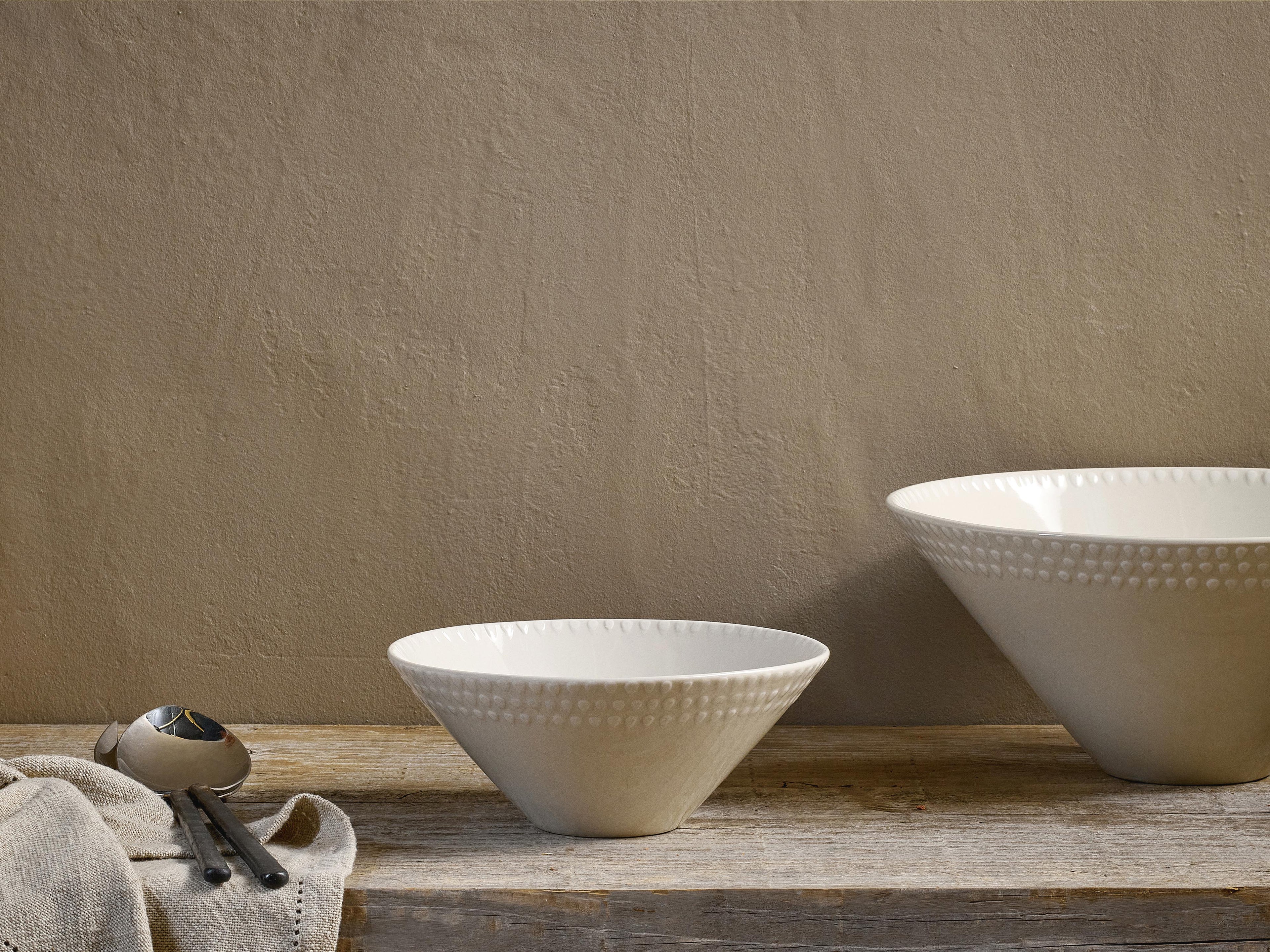 Ela Cream Ceramic Embossed Serving Bowl - Small