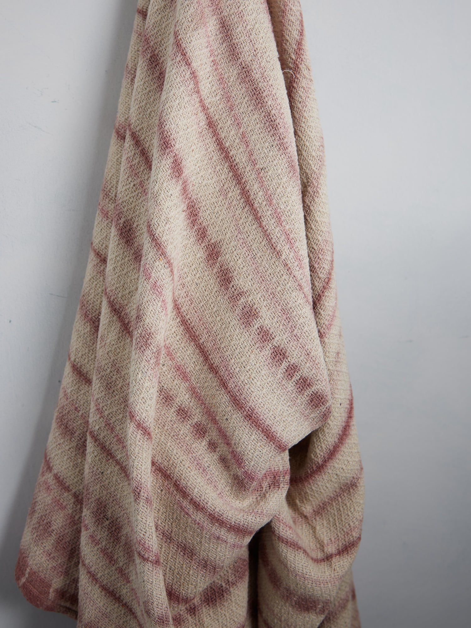 Recycled Cotton Throw in Rose